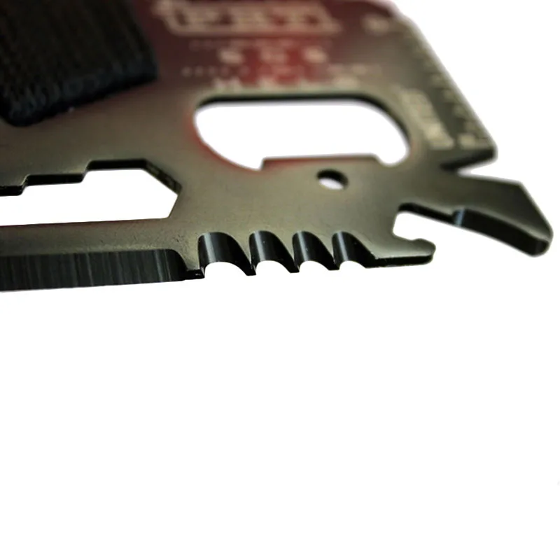 EDC بطاقة الائتمان متعددة الوظ - مراجعة Hunting Outdoors Card وسعره
